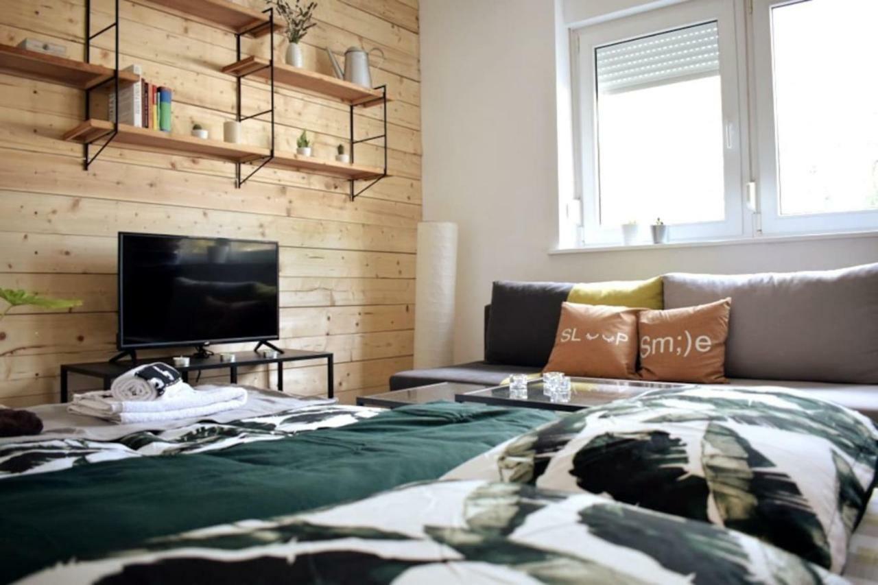 Vila Velebita, Sweet Cozy Appartement :) Zágráb Kültér fotó