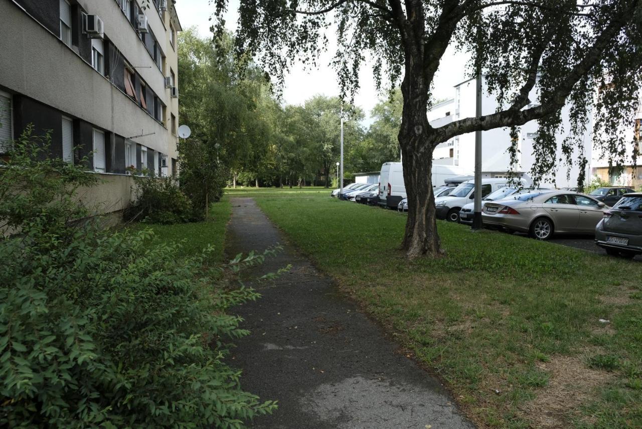 Vila Velebita, Sweet Cozy Appartement :) Zágráb Kültér fotó
